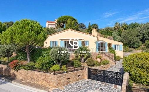 Villa a Nord Est, Bormes-les-Mimosas, Francia 1