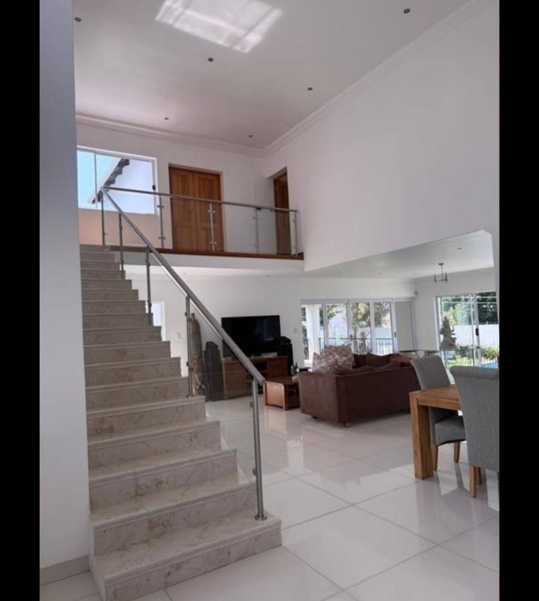 Apartment in Bryanston, Gauteng, South Africa 5 - 19183993