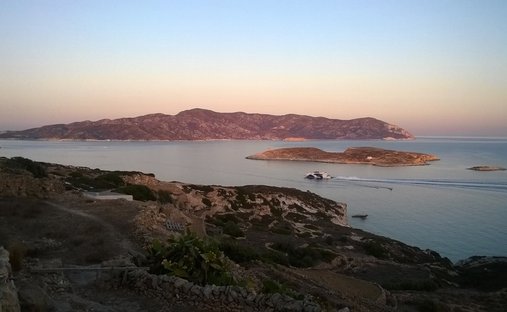 Terrain en Kimolos, Aegean, Grèce 1