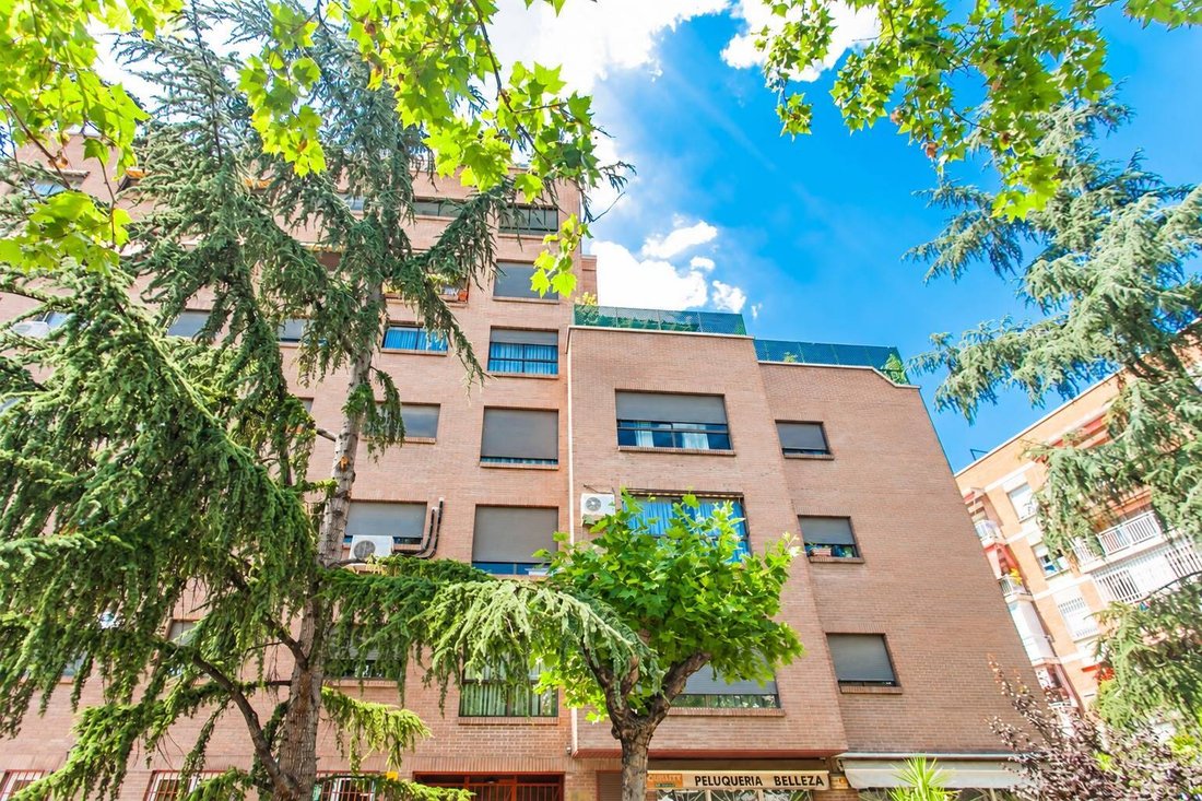 Appartement à Ciudad Lineal, Madrid, Espagne 5 - 19183947