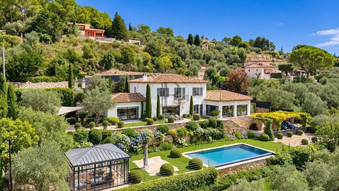 Casa en Mougins, Provenza-Alpes-Costa Azul, Francia 1 - 19183674