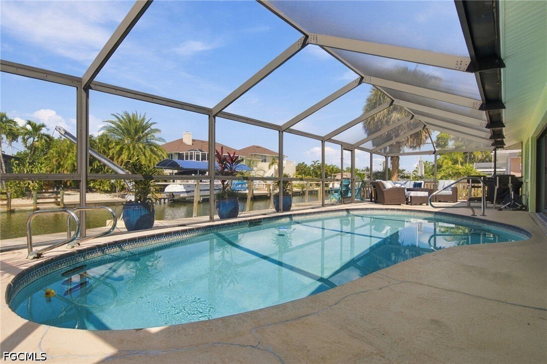 Haus in Fort Myers Beach, Florida, Vereinigte Staaten 4 - 19183900