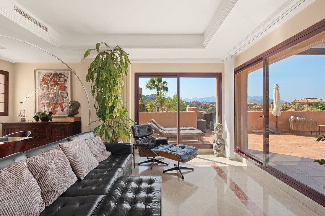 Wohnung in Elviria-Cabopino, Marbella, Spanien 1 - 19188149