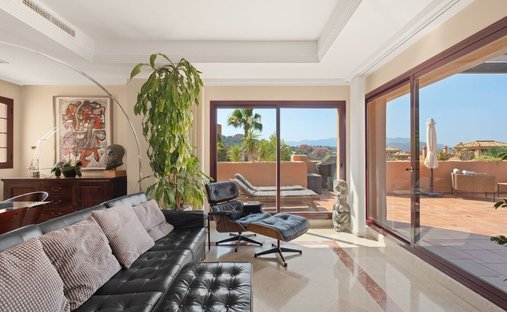 Wohnung in Elviria-Cabopino, Marbella, Spanien 1