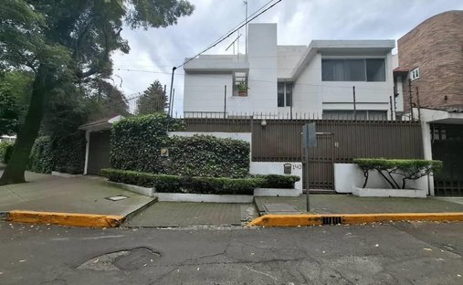House in Santa Catarina Yecahuitzotl, Mexico City, Mexico 1