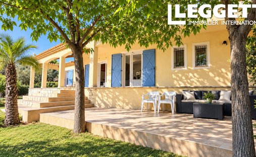 Villa à Saint-Zacharie, Provence-Alpes-Côte d'Azur, France 1