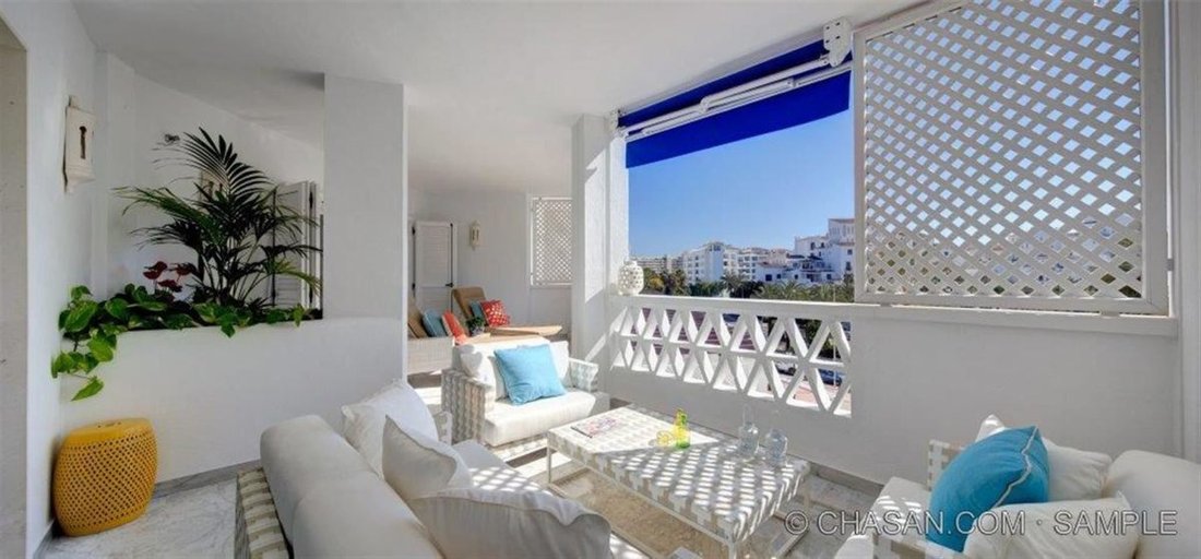 Appartamento a Puerto Banus, Marbella, Spagna 1 - 19188321