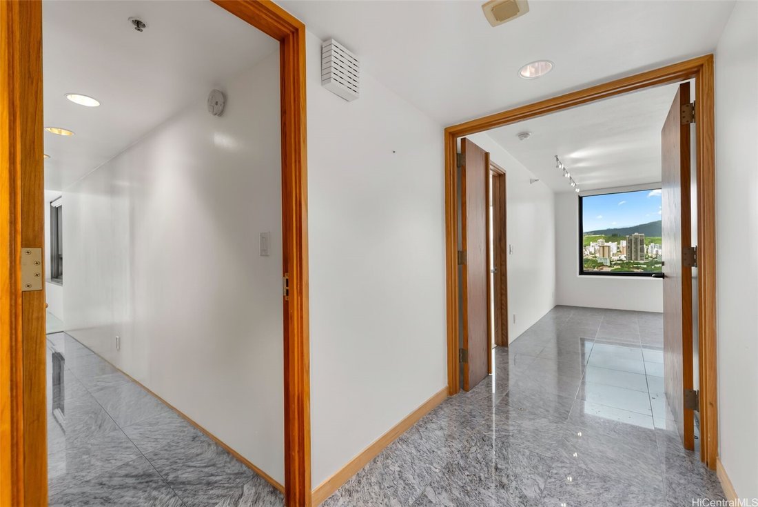 Condo in Honolulu, Hawaii, United States 3 - 19187508