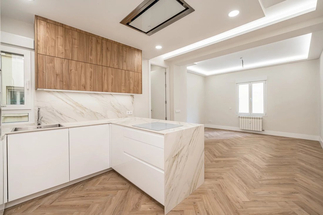 Appartamento a Retiro, Madrid, Spagna 1 - 19186409