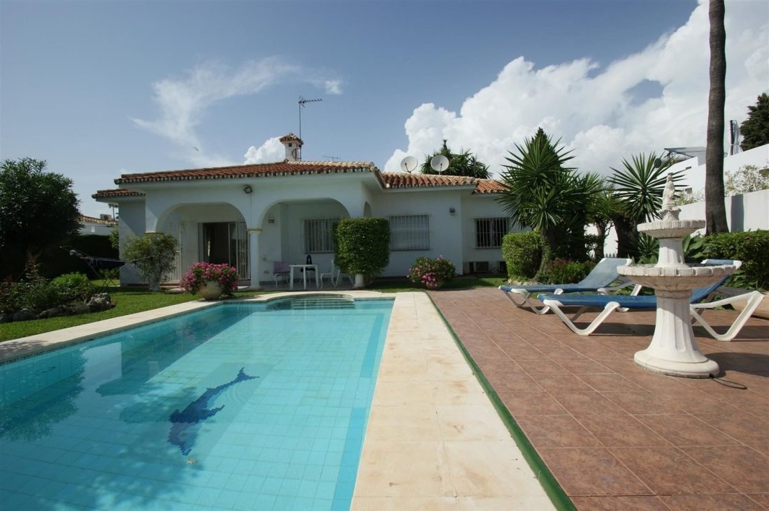 Villa en Playa Puerto Banús, Marbella, España 4 - 19188335