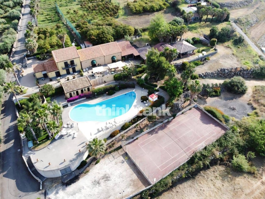 Villa en Calatabiano, Sicilia, Italia 3 - 19187475