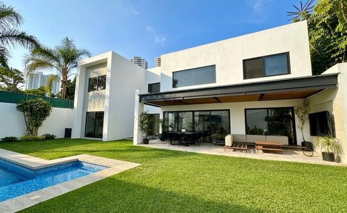 House in Cuernavaca, Morelos, Mexico 1