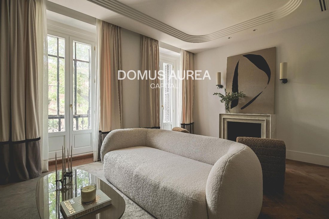 Apartment in Chamberi, Madrid, Spain 2 - 19152953