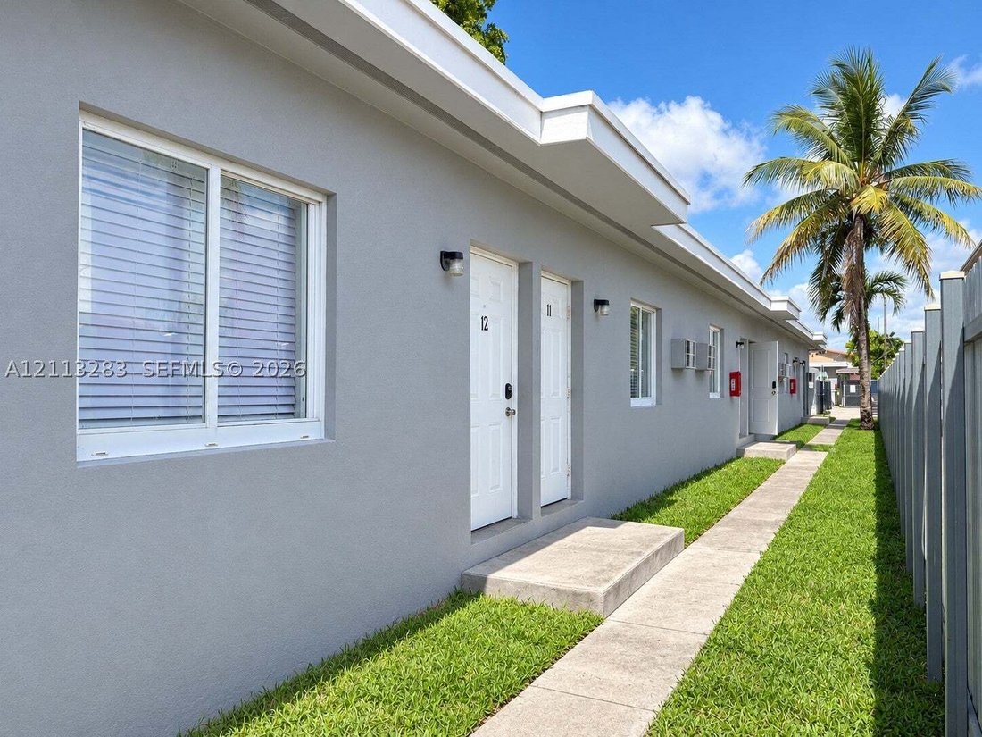 Hialeah, Florida, United States 2 - 19185182