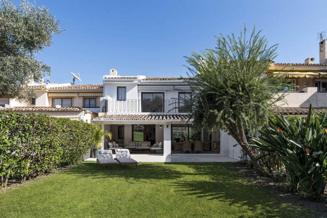 Residenza a Nueva Andalucía, Marbella, Spagna 1 - 19188716