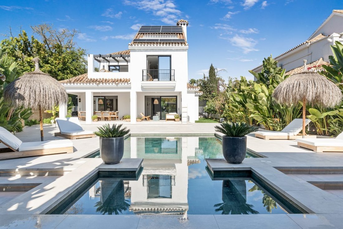 Villa in Nueva Andalucia, Marbella, Spain 1 - 19188678