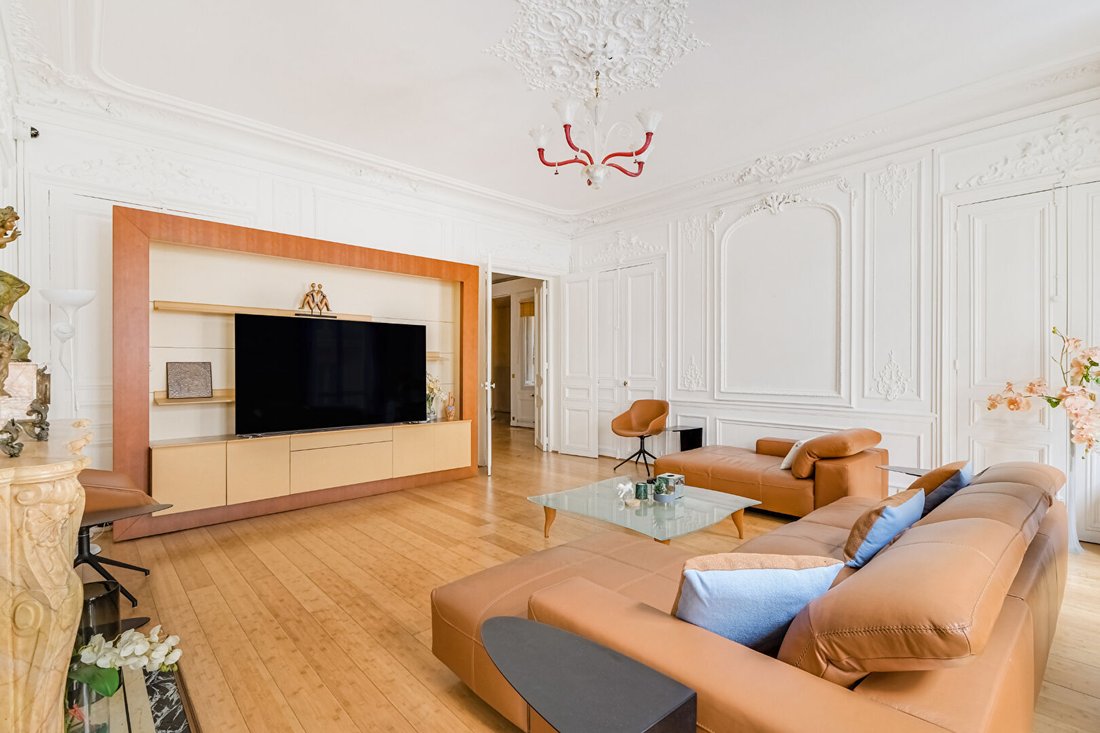 Apartment in Saint Philippe du Roule, Paris 8e Arrondissement, Paris 2 - 19188285