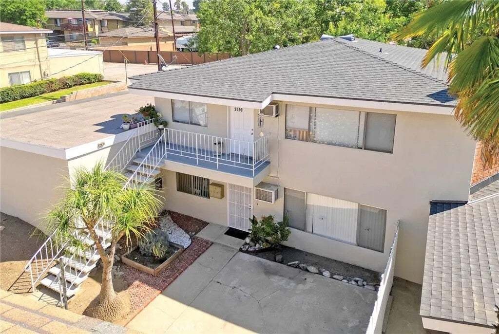 La Verne, California, United States 4 - 19188007