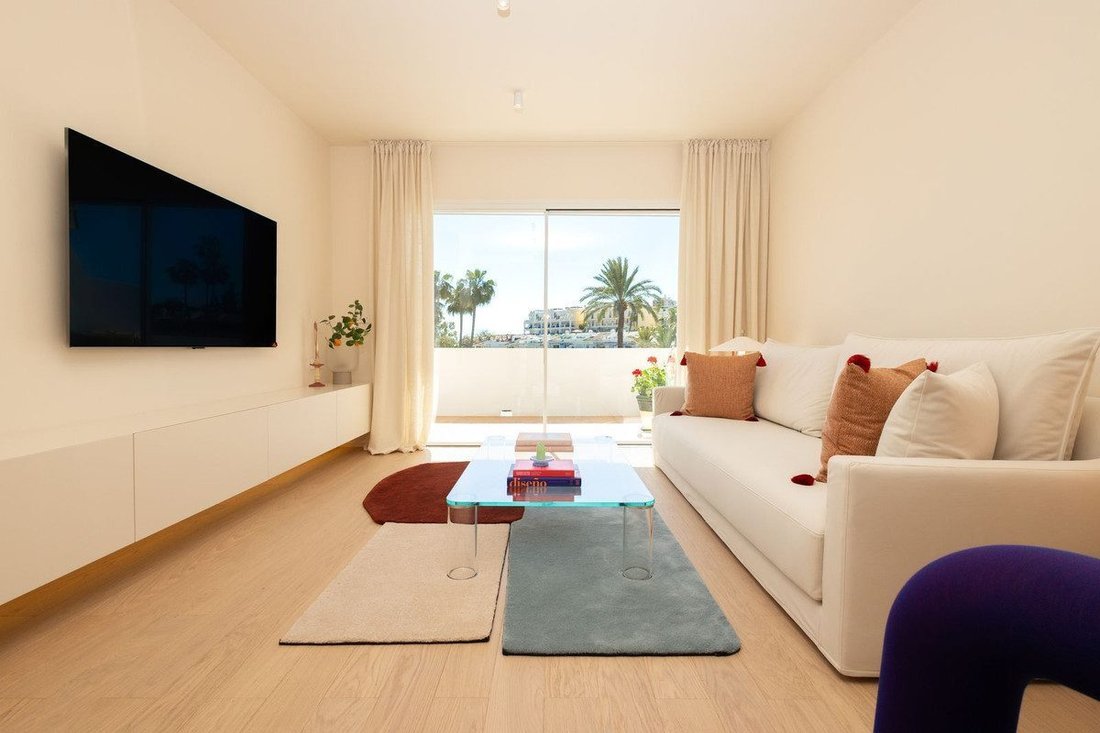Wohnung in Nueva Andalucía, Marbella, Spanien 2 - 19185862