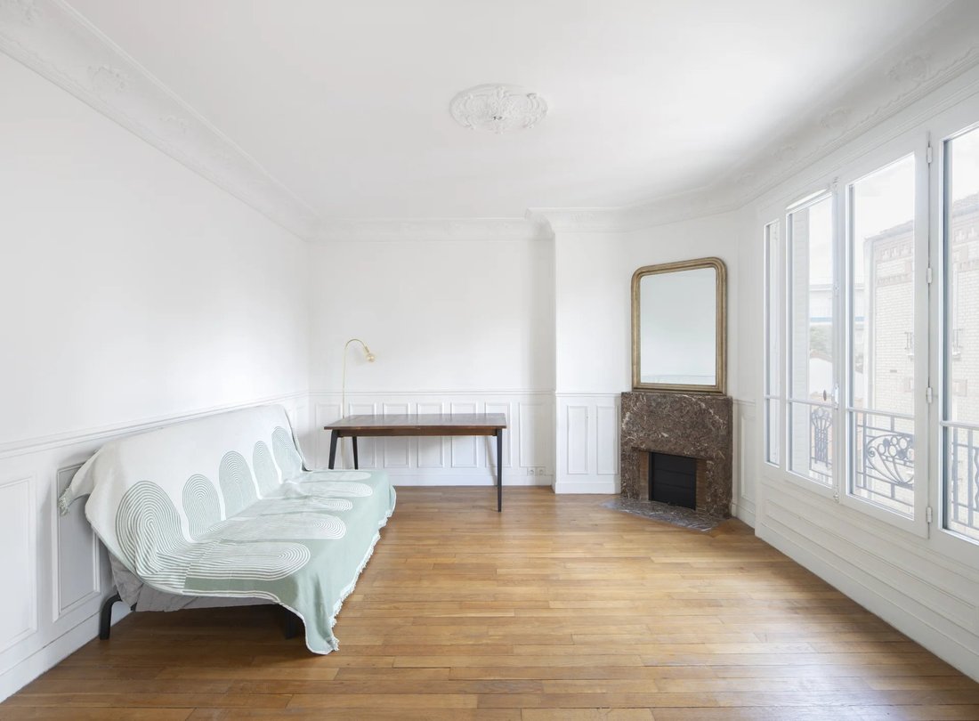 Apartment in Arrondissement of Bobigny, Ile-de-France, France 3 - 19185793
