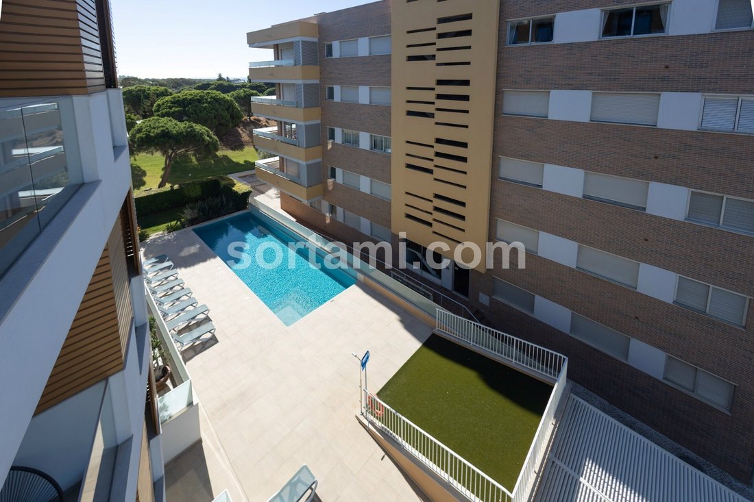 Apartment in Quarteira, Algarve, Portugal 1 - 19186074
