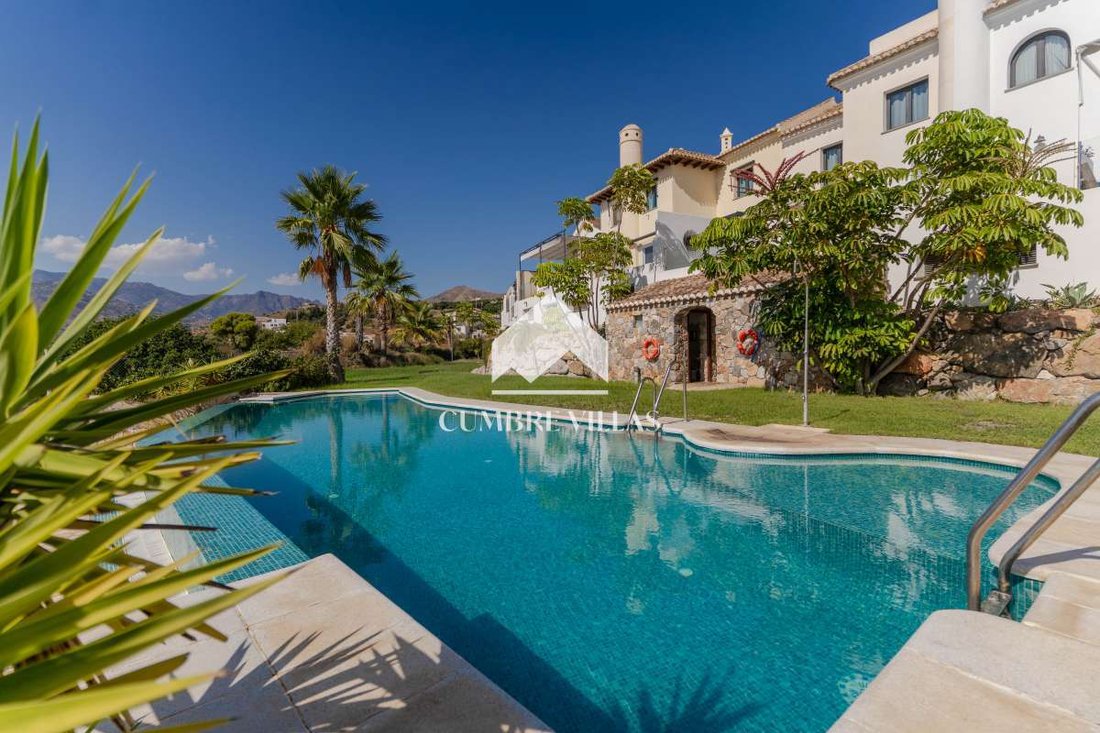 Townhouse in La Herradura, Almunecar, Spain 5 - 19186024