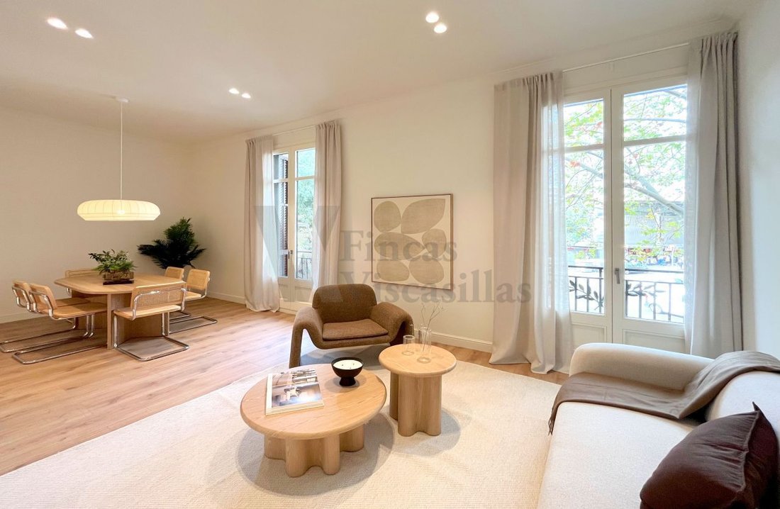 Apartamento en Eixample, Barcelona, España 1 - 19188139