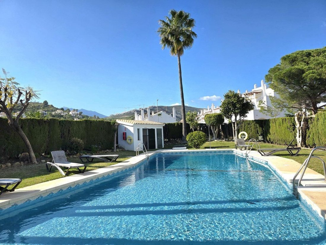 Townhouse in Nueva Andalucia, Marbella, Spain 1 - 19186517