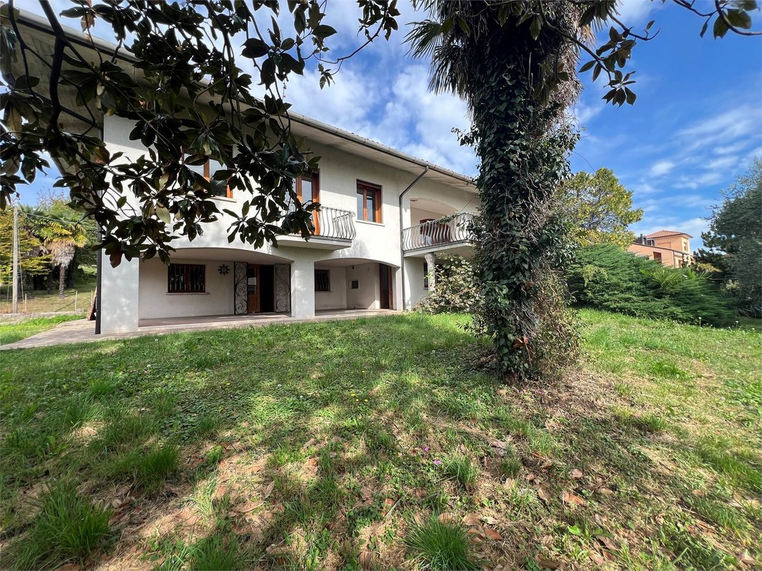 Villa in Montebelluna, Venetien, Italien 2 - 19184943