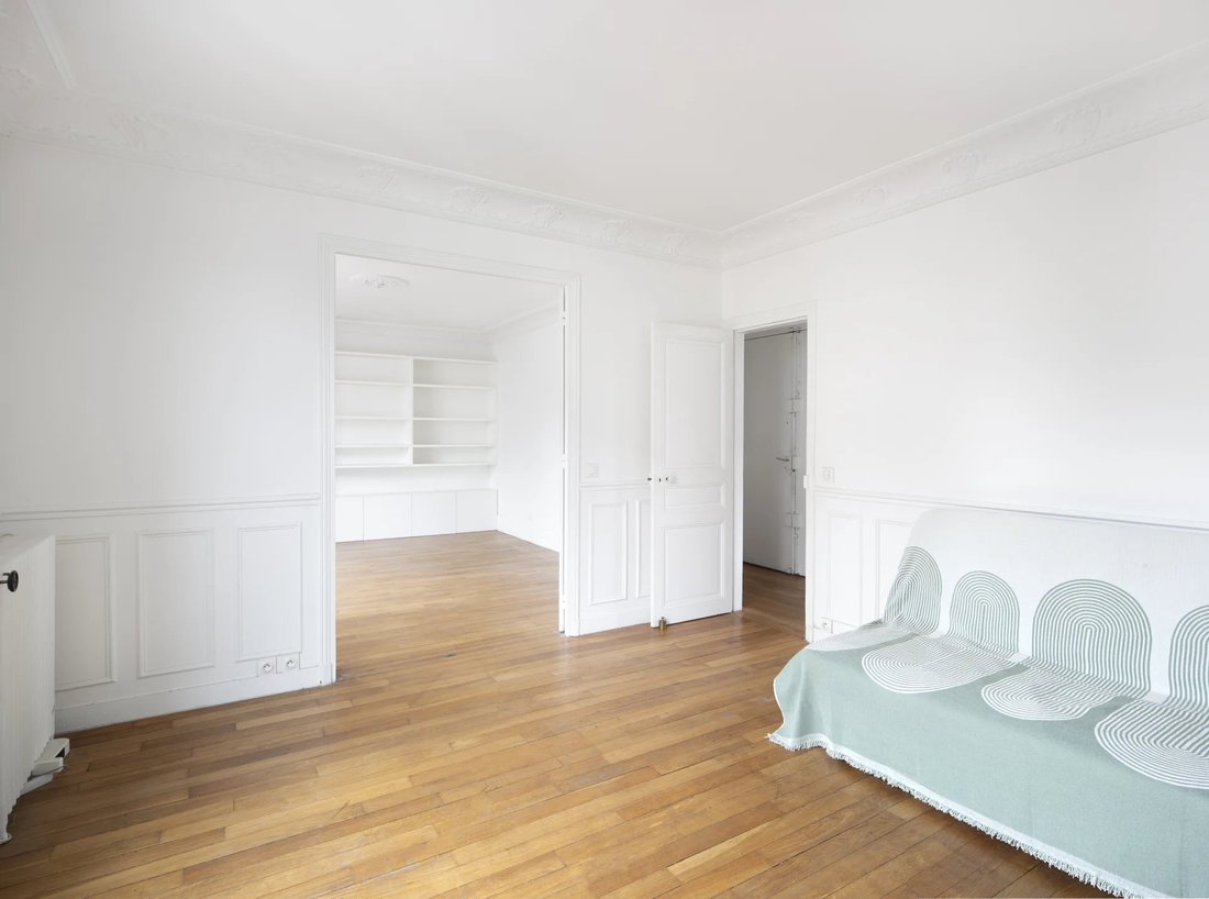 Apartment in Arrondissement of Bobigny, Ile-de-France, France 5 - 19185793