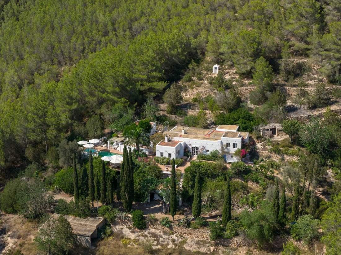 Finca in Santa Eularia des Riu, Balearic Islands, Spain 1 - 19186426