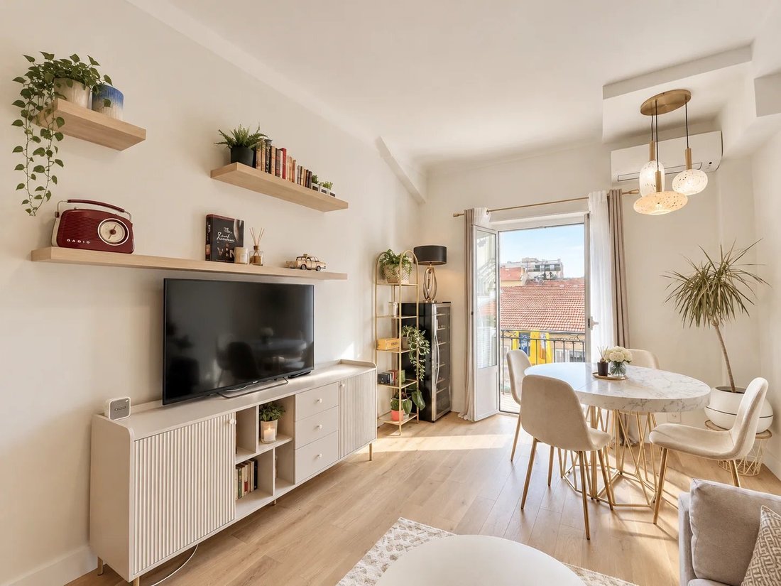 Wohnung in Nizza, Provence-Alpes-Côte d'Azur, Frankreich 4 - 19186125