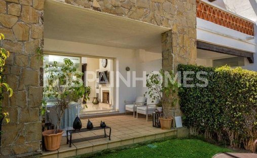 Maison de ville à Calahonda, Mijas, Espagne 1