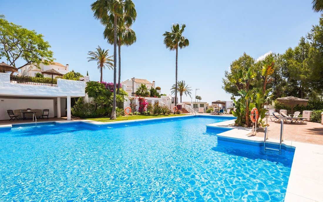 Apartamento en Nueva Andalucía, Marbella, España 4 - 19186249