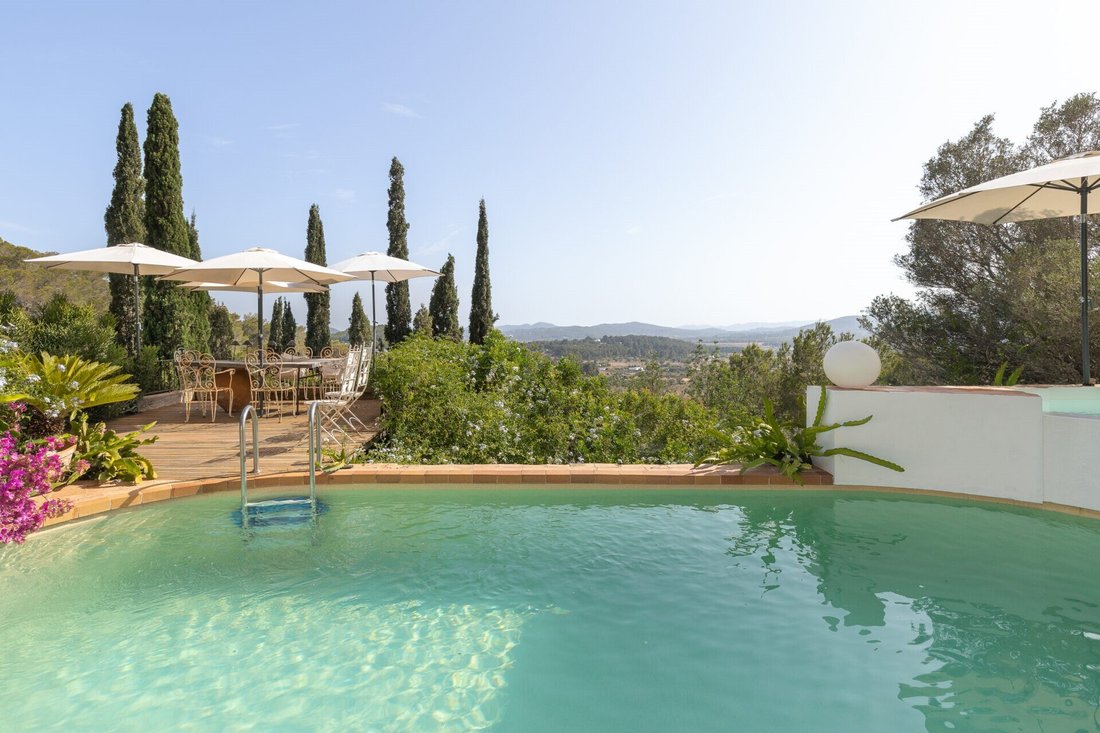 Finca in Santa Eularia des Riu, Balearic Islands, Spain 4 - 19186426