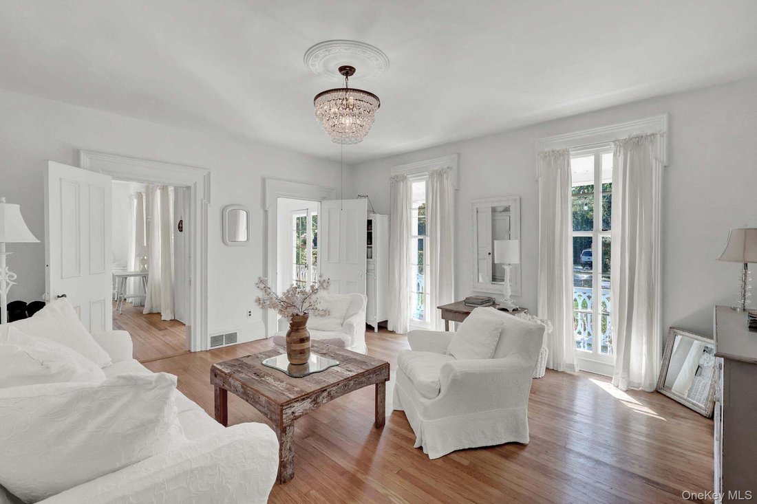 Casa a Setauket-East Setauket, New York, Stati Uniti 4 - 19185411
