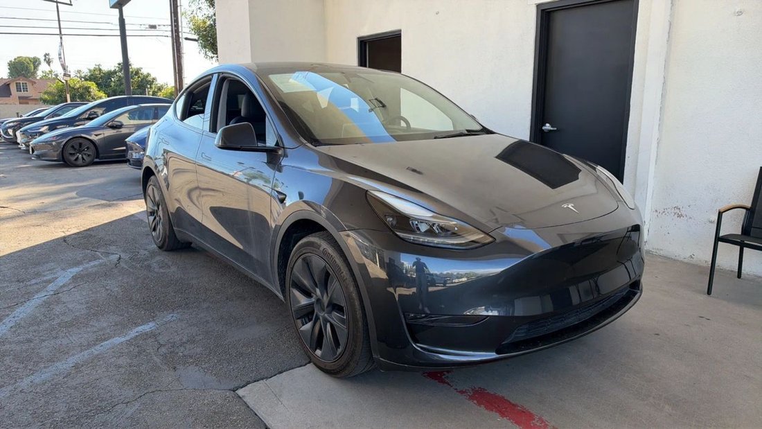 Suv in Azusa, CA, United States 1 - 19186779