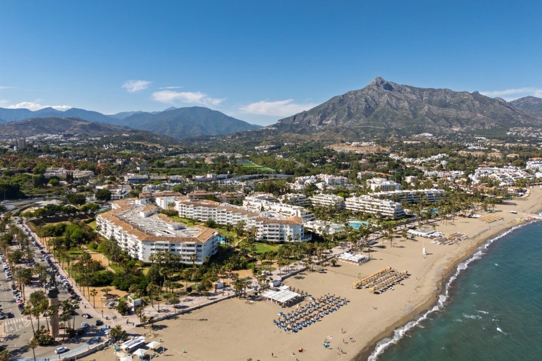 Appartamento a Puerto Banus, Marbella, Spagna 2 - 19186485