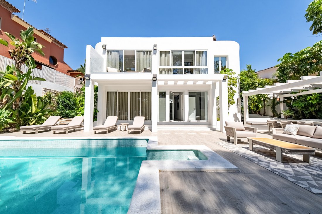 Villa à Nueva Andalucia, Marbella, Espagne 3 - 19187785