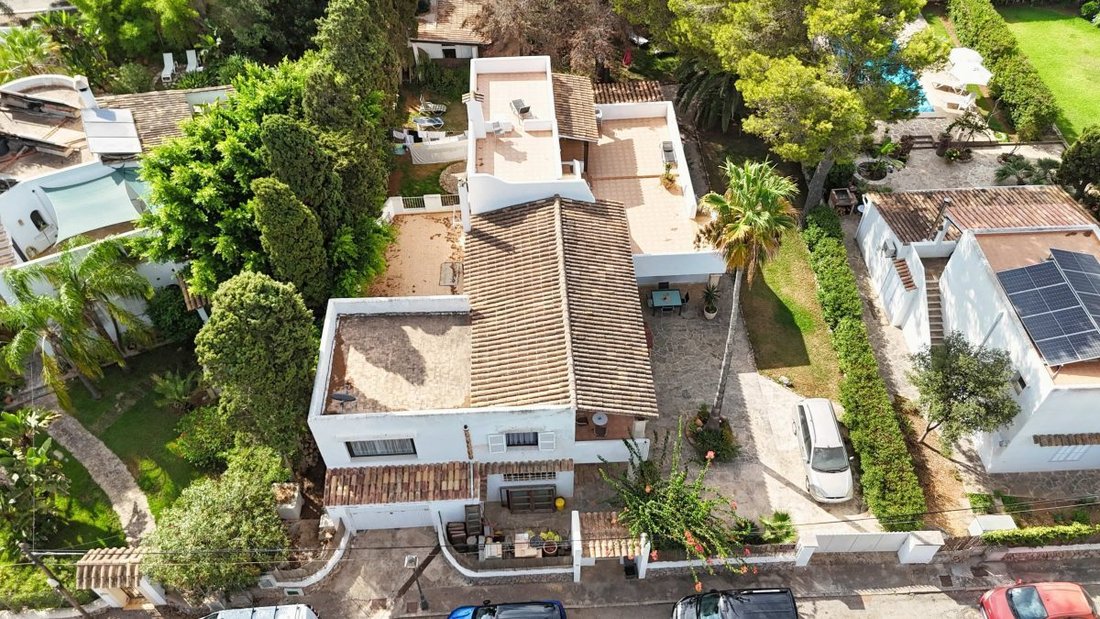 Villa in Cala d'Or, Santanyi, Balearic Islands 2 - 19186013