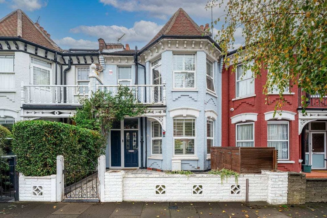 House in Willesden Green, Brent, England 3 - 19184676