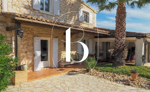 Casa en Saint-Victor-la-Coste, Occitania, Francia 1