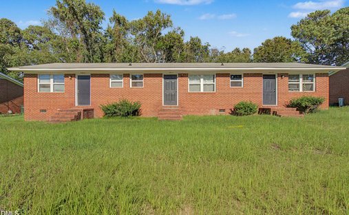 Haus in Seventy-First High School, North Carolina, Vereinigte Staaten 1