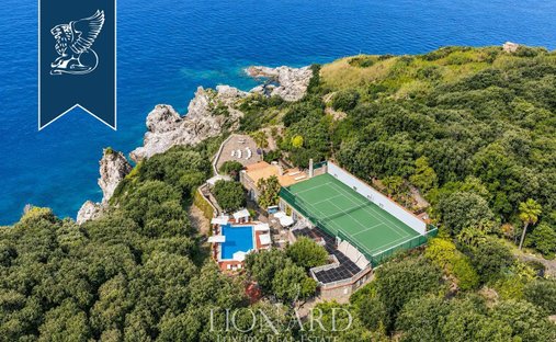 Villa à Forio, Campanie, Italie 1
