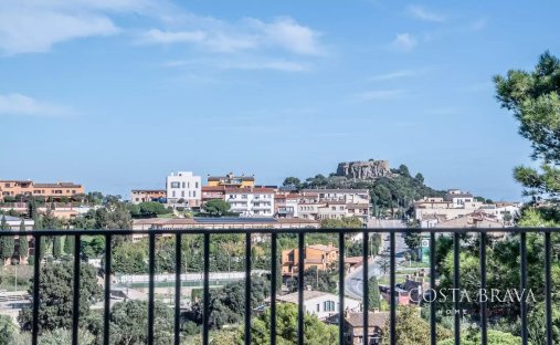 Villa en Bagur, Cataluña, España 1