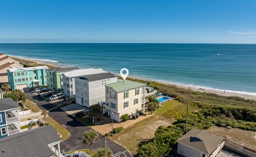 House in Pine Knoll Shores, North Carolina, United States 1