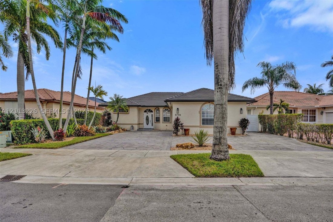 House in Miami Lakes, Florida, United States 2 - 19185088