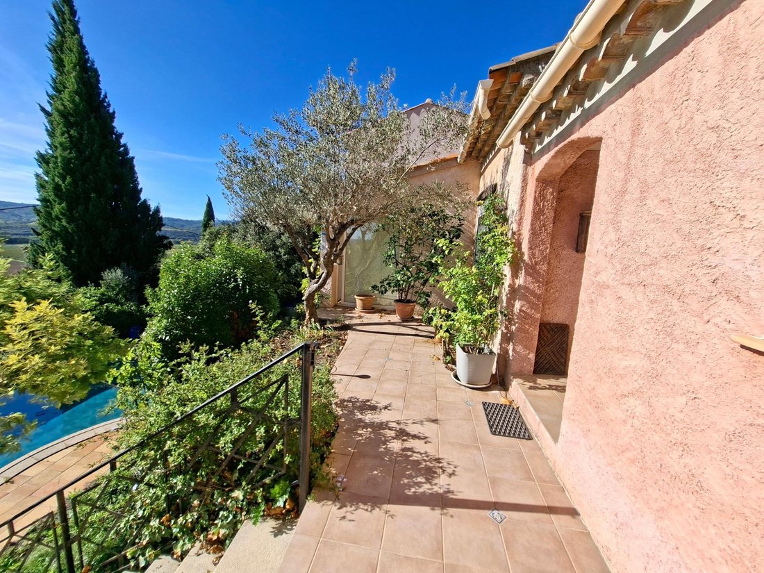 Casa en Montfort-sur-Argens, Provenza-Alpes-Costa Azul, Francia 3 - 19189095