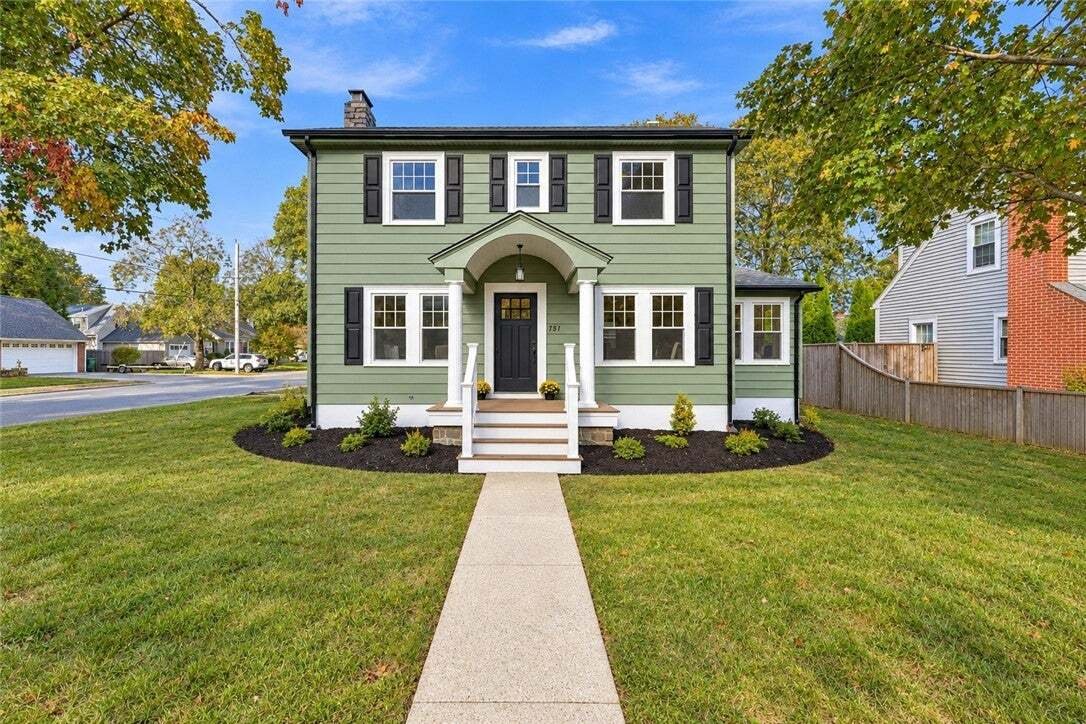Maison à Warwick, Rhode Island, États-Unis 1 - 19184577