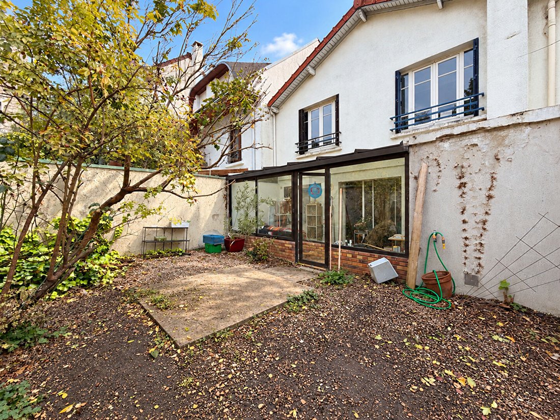 House in Fontenay-sous-Bois, Ile-de-France, France 1 - 19188306
